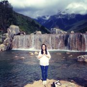 2014李梦莹不太想毕业 头像