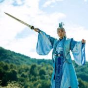 沉醉不思归路 头像