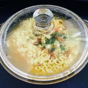 四处乱窜的风 头像