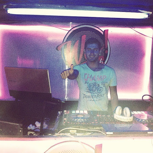 Andres Jerez (AndreStaaila) 头像