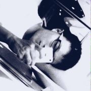 余恺睿TarO 头像