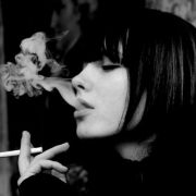 以梦为马-YCH 头像