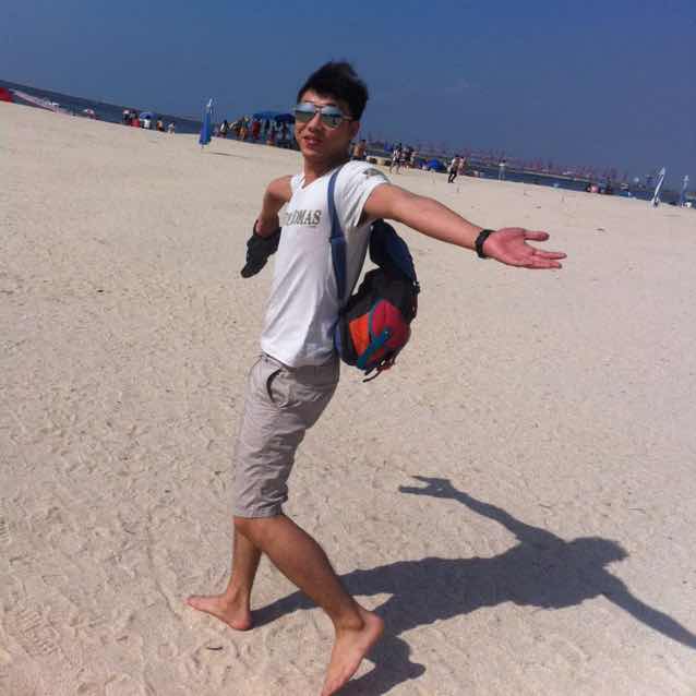 ˇ／👠👠👠👠👠阿呆⚡〃 头像