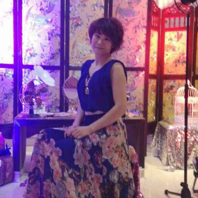  春梅  头像