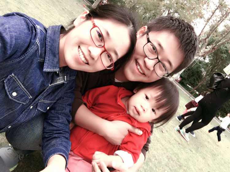 郑小眼的粑粑 头像