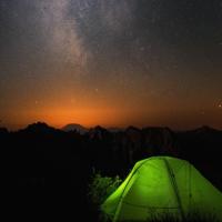 这只是开始 头像