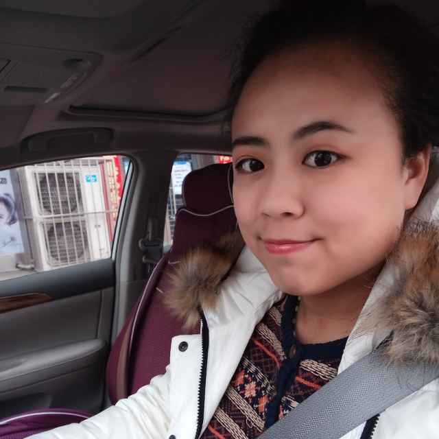 芦  婧-华夏斯坦福 头像