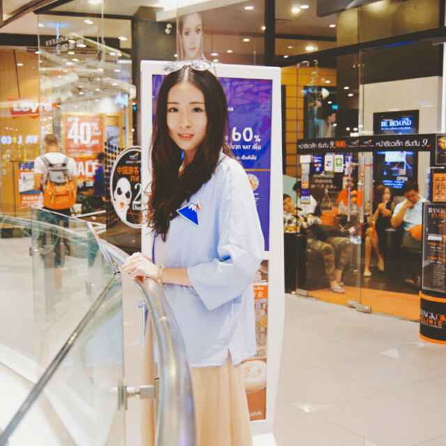 　 　     猫. Lorraine 头像