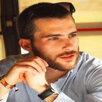 Robert Hudson 头像