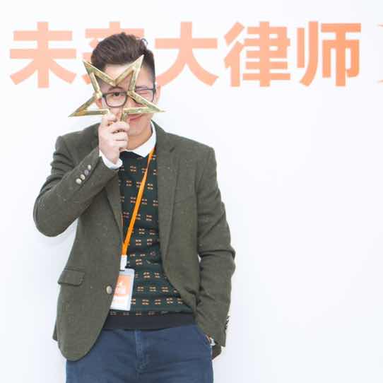 💩 钟佳伟。 头像