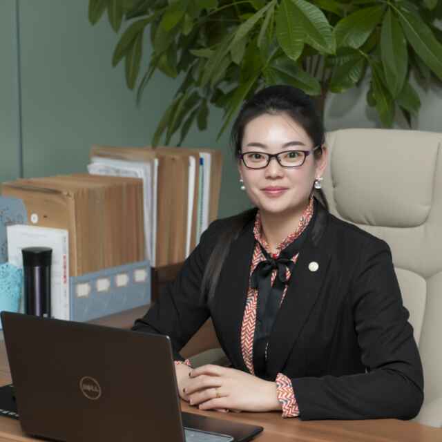 女神（赵律师） 头像