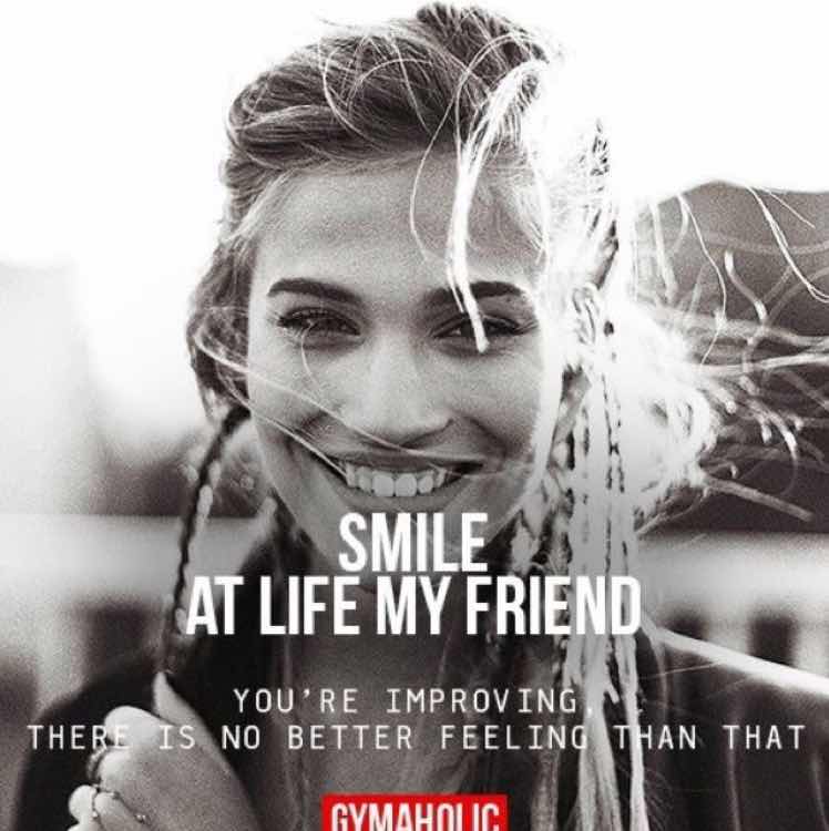 小兔爱吃肉 头像