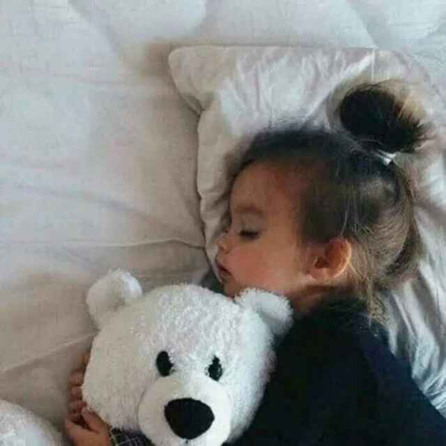 a.你又偷偷地看着我 头像