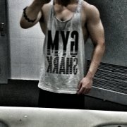 胖胖胖球球球 头像