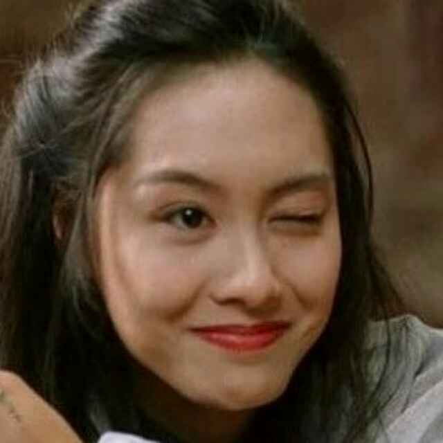 呆呆在路上 头像