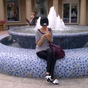 爱冬天的碳 头像