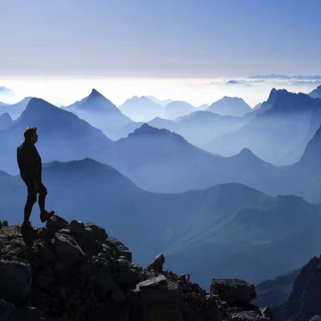 奔跑的小羊 头像