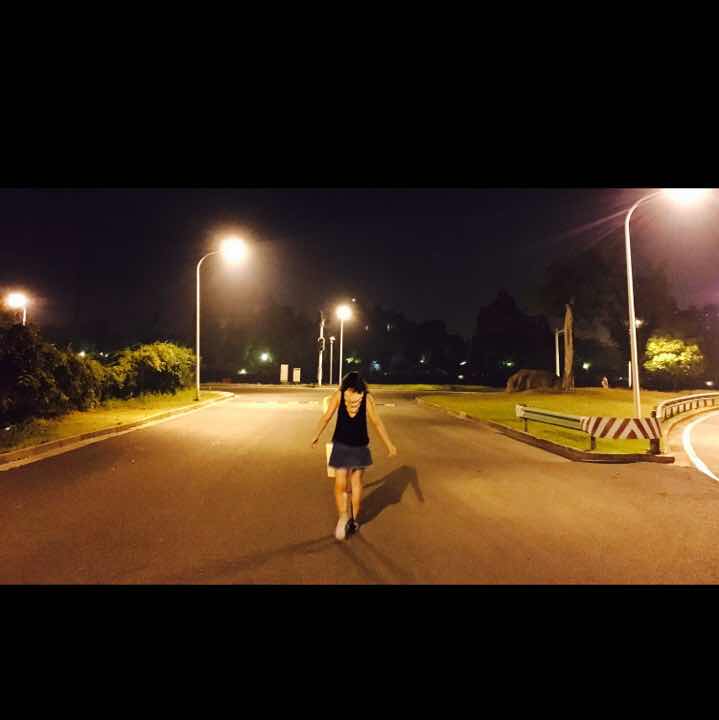 贾贾贾墨馨 头像