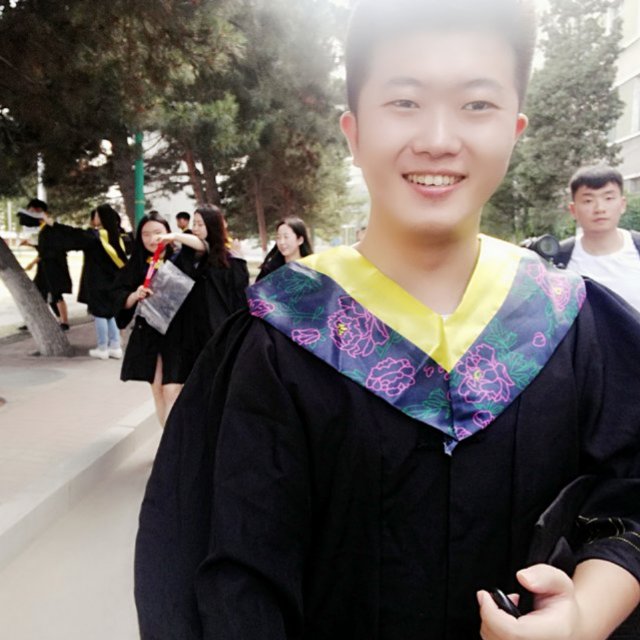 Chris李远鹏 头像
