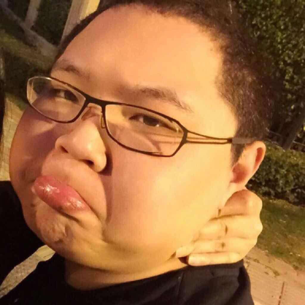 中年危机的e 头像