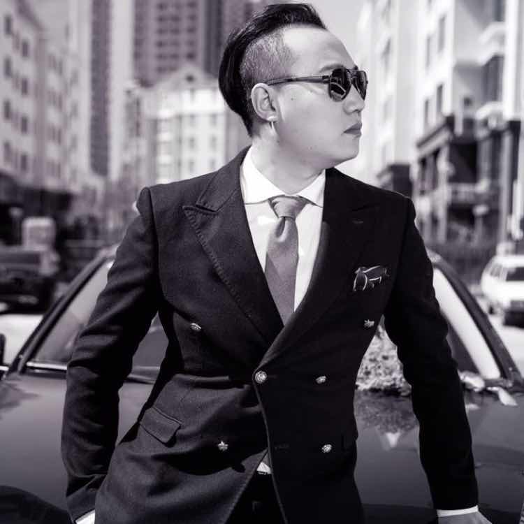 小李哥ོPro²⁰¹⁷ 头像