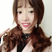 美少女爱吃橙子 头像