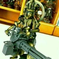 秃头不披风侠 头像