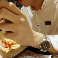 风的季节QAQ 头像