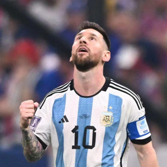 敲代码的梅西 头像