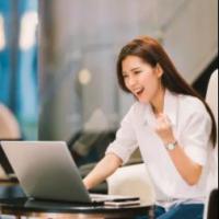 洛叶菲花❀ 头像